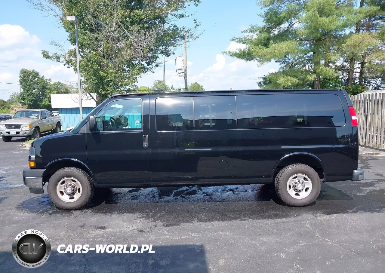 2018 Chevrolet Express 3500 Lt VIN:1GAZGPFG9J1273801 - 13