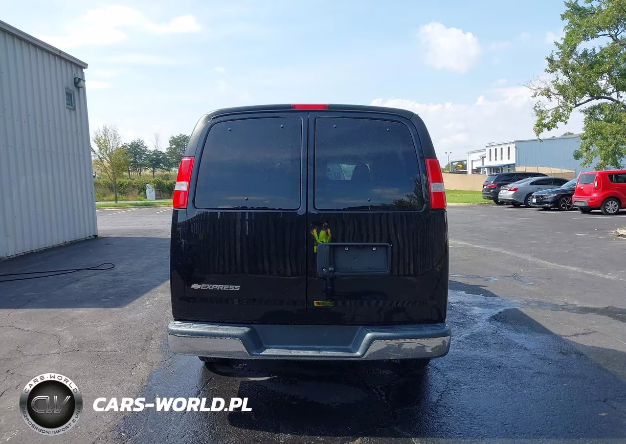 2018 Chevrolet Express 3500 Lt VIN:1GAZGPFG9J1273801 - 15