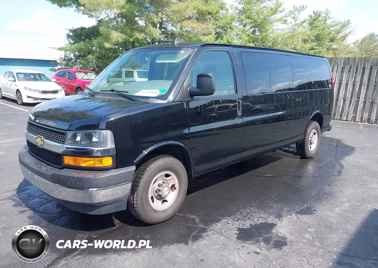 2018 Chevrolet Express 3500 Lt VIN:1GAZGPFG9J1273801 - 2