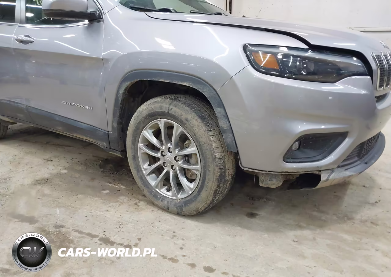 2021 Jeep Cherokee Latitude Lux 4X4 VIN:1C4PJMMX9MD201310 - 6