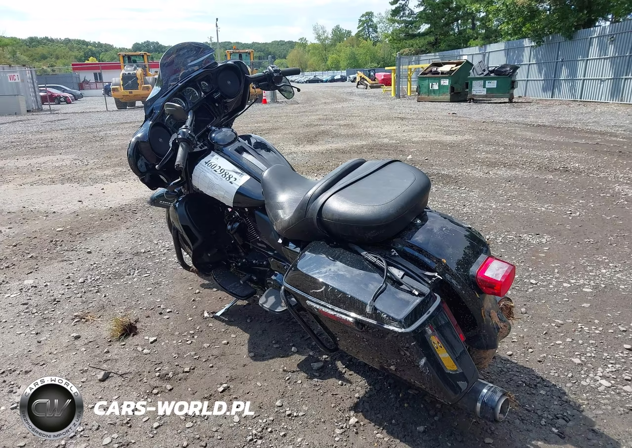 2022 Harley-Davidson Flhtk VIN:1HD1KEF16NB601967 - 3