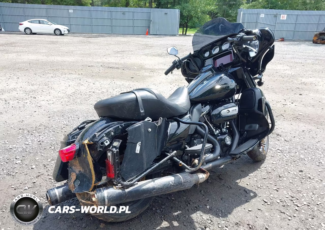 2022 Harley-Davidson Flhtk VIN:1HD1KEF16NB601967 - 4