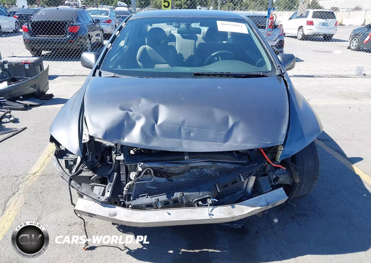 2010 Honda Civic Lx VIN:2HGFG1B6XAH505717 - 12