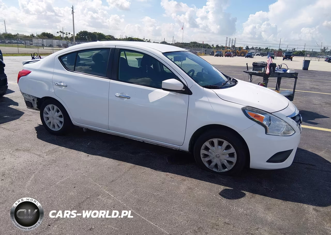 2018 Nissan Versa 1.6 Sv