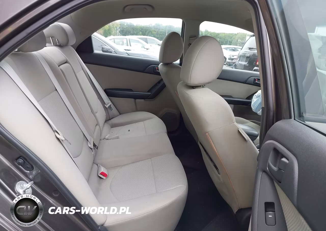 2012 Kia Forte Ex VIN:KNAFU4A22C5586792 - 8