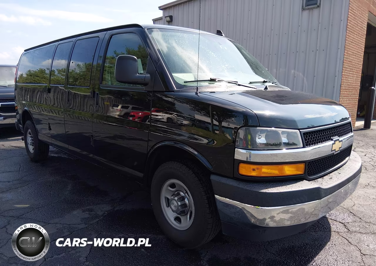2018 Chevrolet Express 3500 Lt VIN:1GAZGPFGXJ1273970 - 1