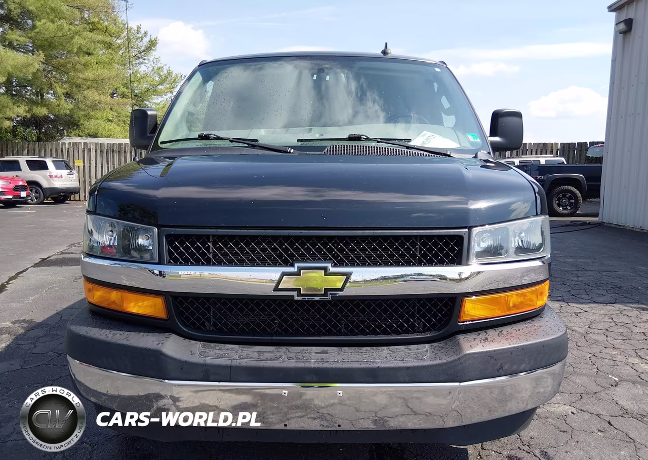2018 Chevrolet Express 3500 Lt VIN:1GAZGPFGXJ1273970 - 16