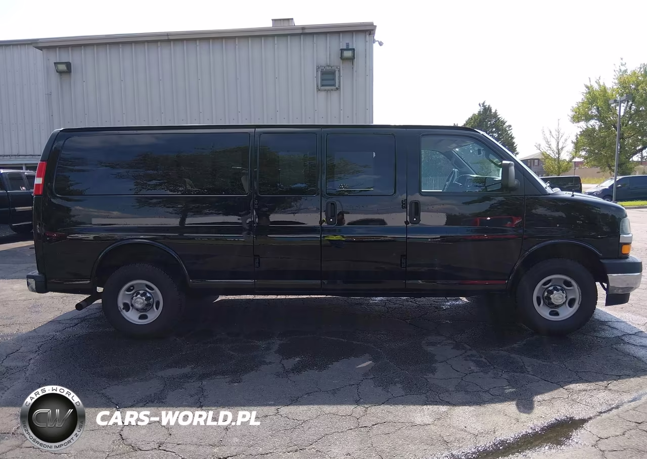 2018 Chevrolet Express 3500 Lt VIN:1GAZGPFGXJ1273970 - 17