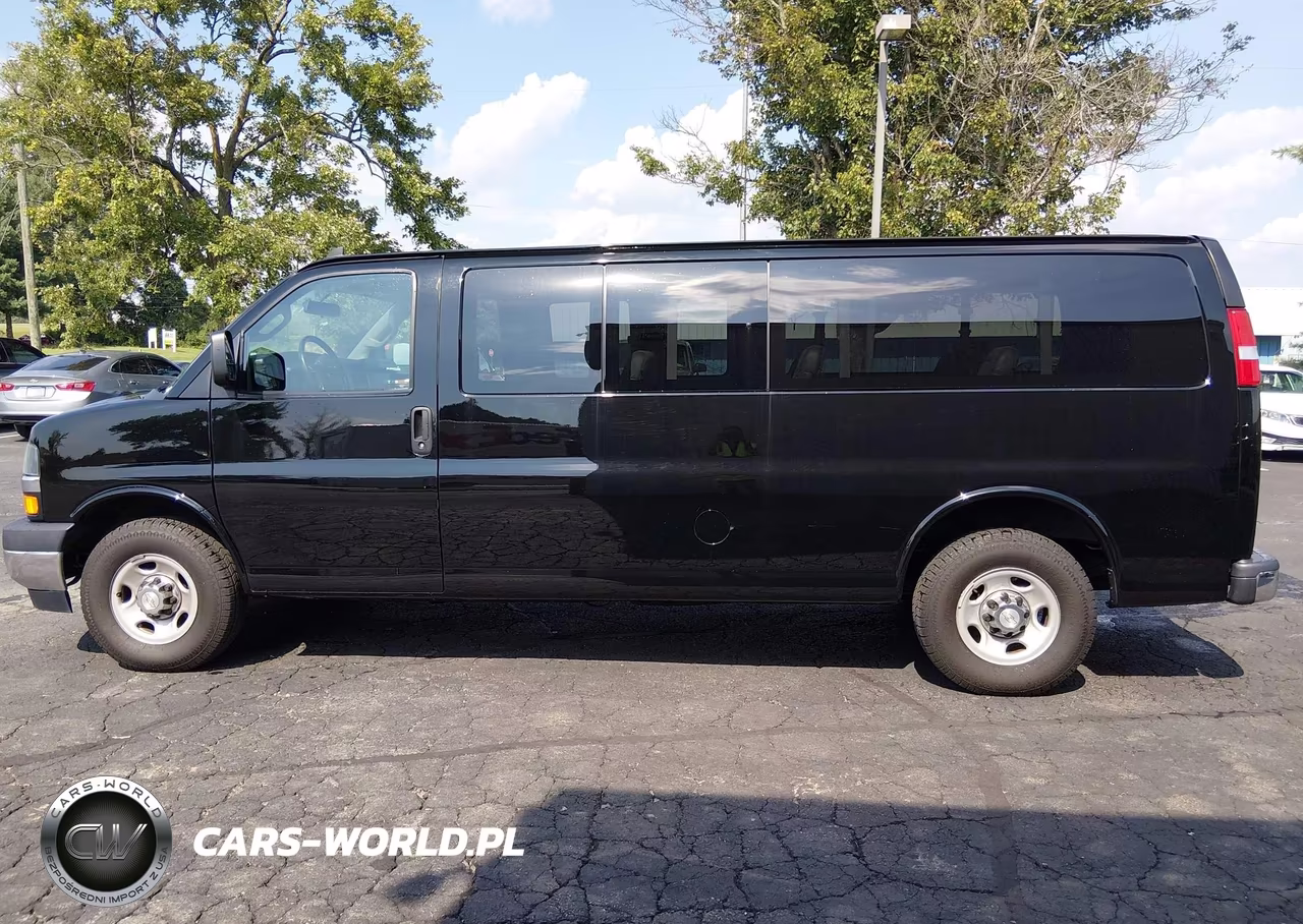 2018 Chevrolet Express 3500 Lt VIN:1GAZGPFGXJ1273970 - 18