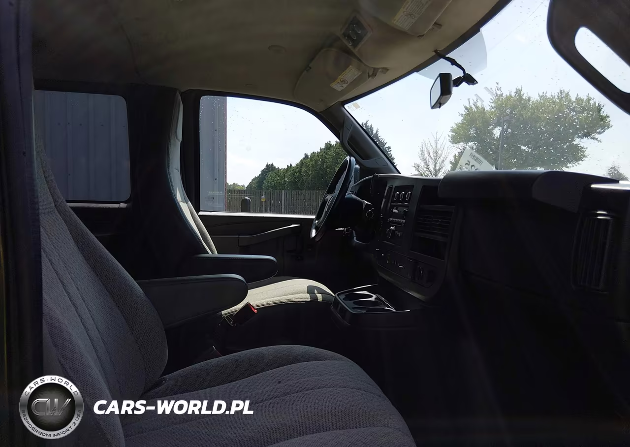2018 Chevrolet Express 3500 Lt VIN:1GAZGPFGXJ1273970 - 5