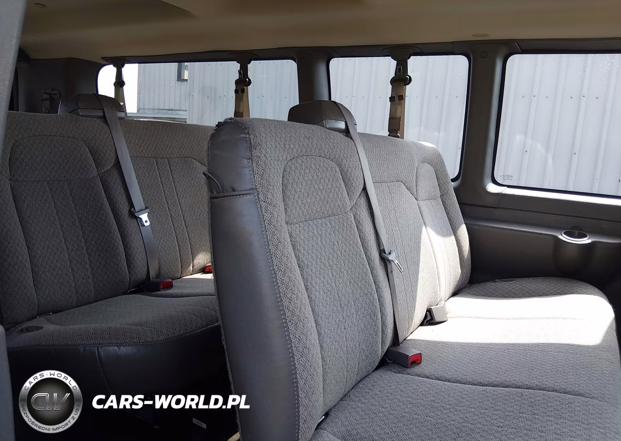 2018 Chevrolet Express 3500 Lt VIN:1GAZGPFGXJ1273970 - 8