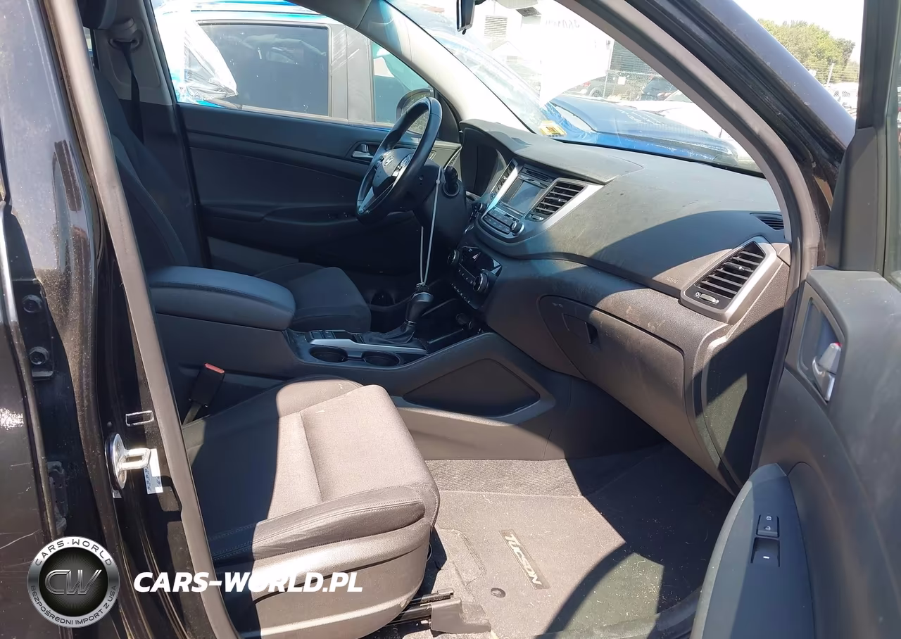 2017 Hyundai Tucson Sport VIN:KM8J3CA21HU301874 - 5