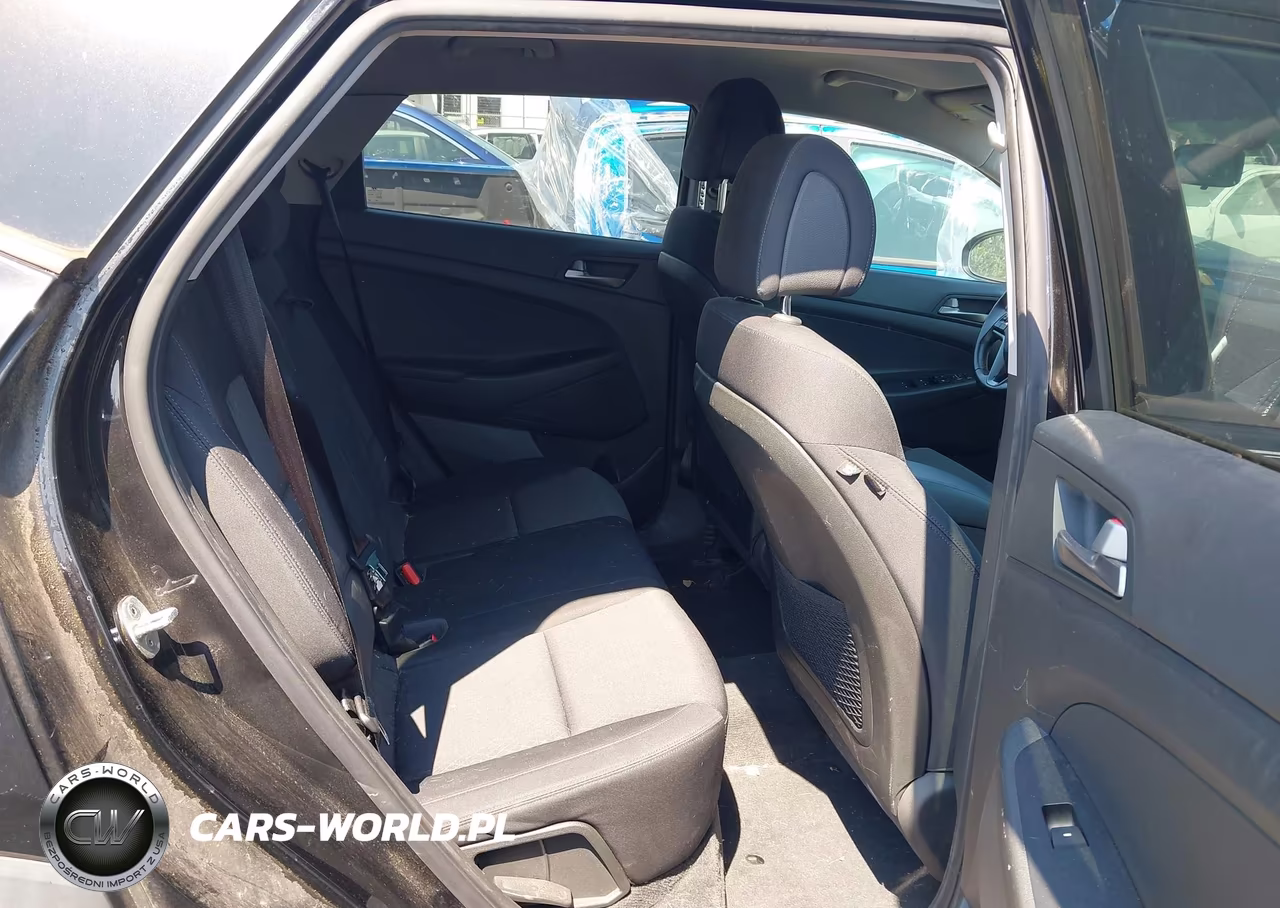 2017 Hyundai Tucson Sport VIN:KM8J3CA21HU301874 - 8