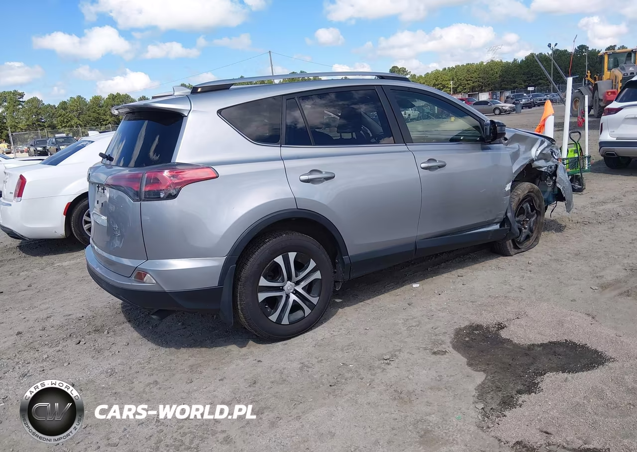 2018 Toyota Rav4 Le VIN:JTMBFREV7JJ218576 - 4