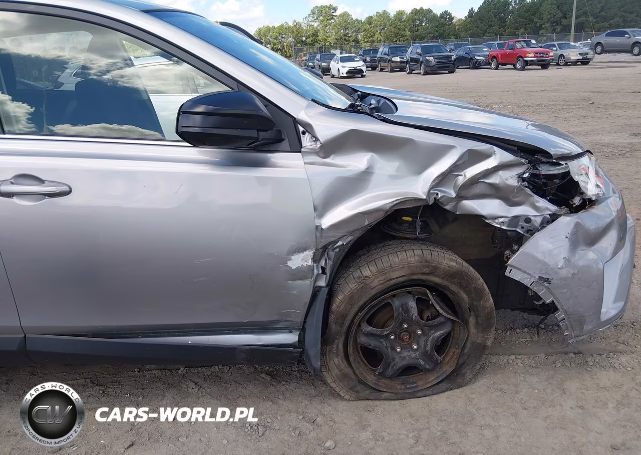2018 Toyota Rav4 Le VIN:JTMBFREV7JJ218576 - 6