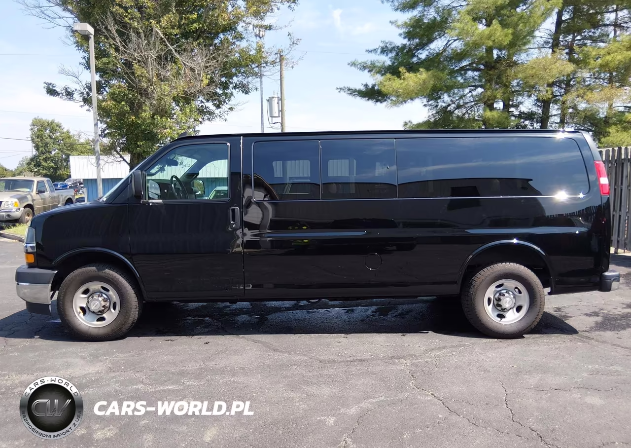 2018 Chevrolet Express 3500 Lt VIN:1GAZGPFG2J1283957 - 16