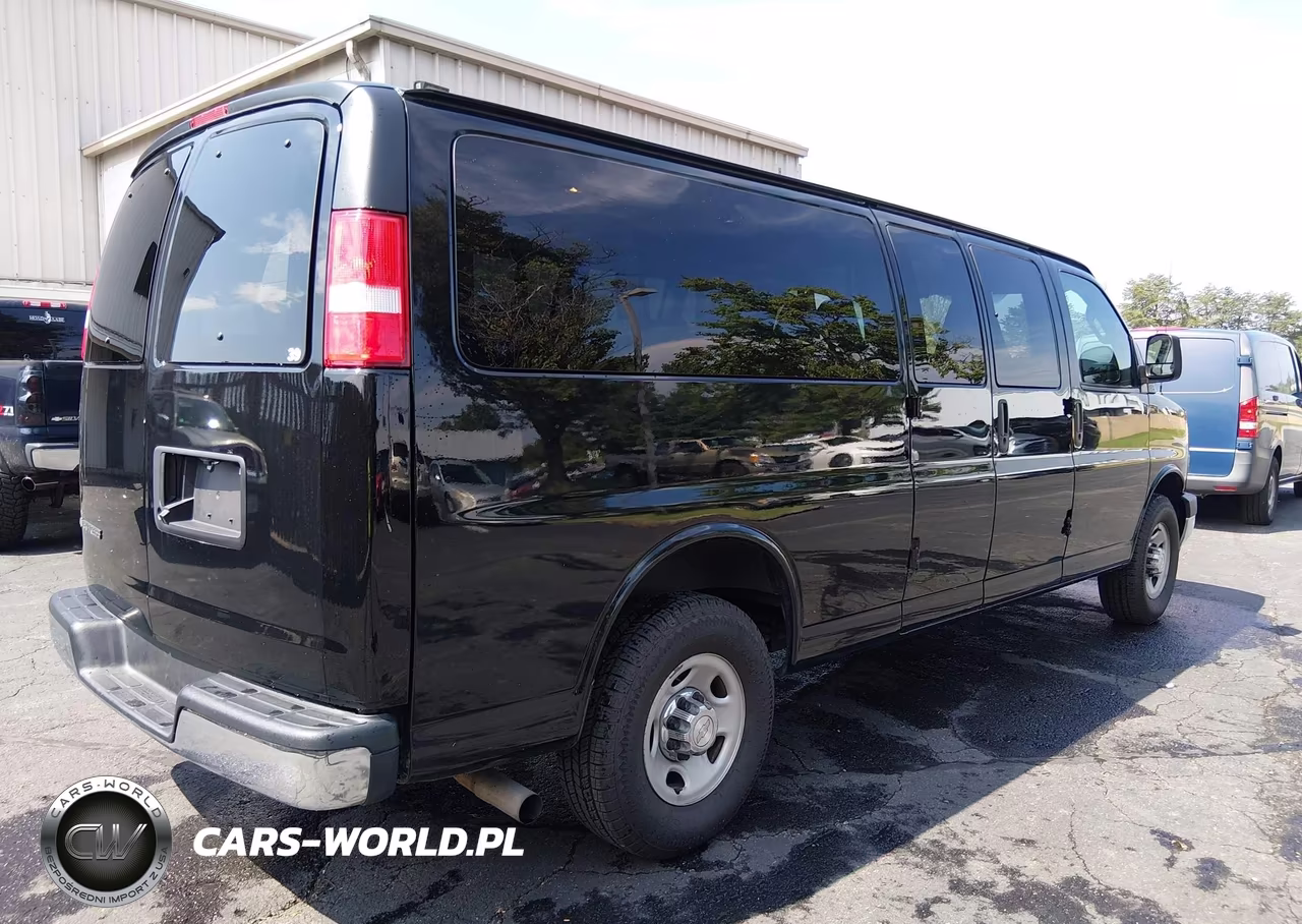 2018 Chevrolet Express 3500 Lt VIN:1GAZGPFG2J1283957 - 4