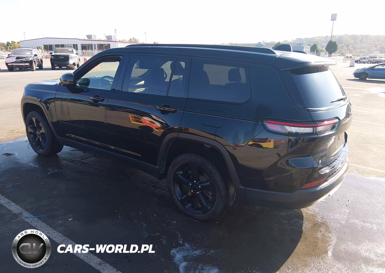 2023 Jeep Grand Cherokee L Altitude 4X4 VIN:1C4RJKAG4P8894866 - 3