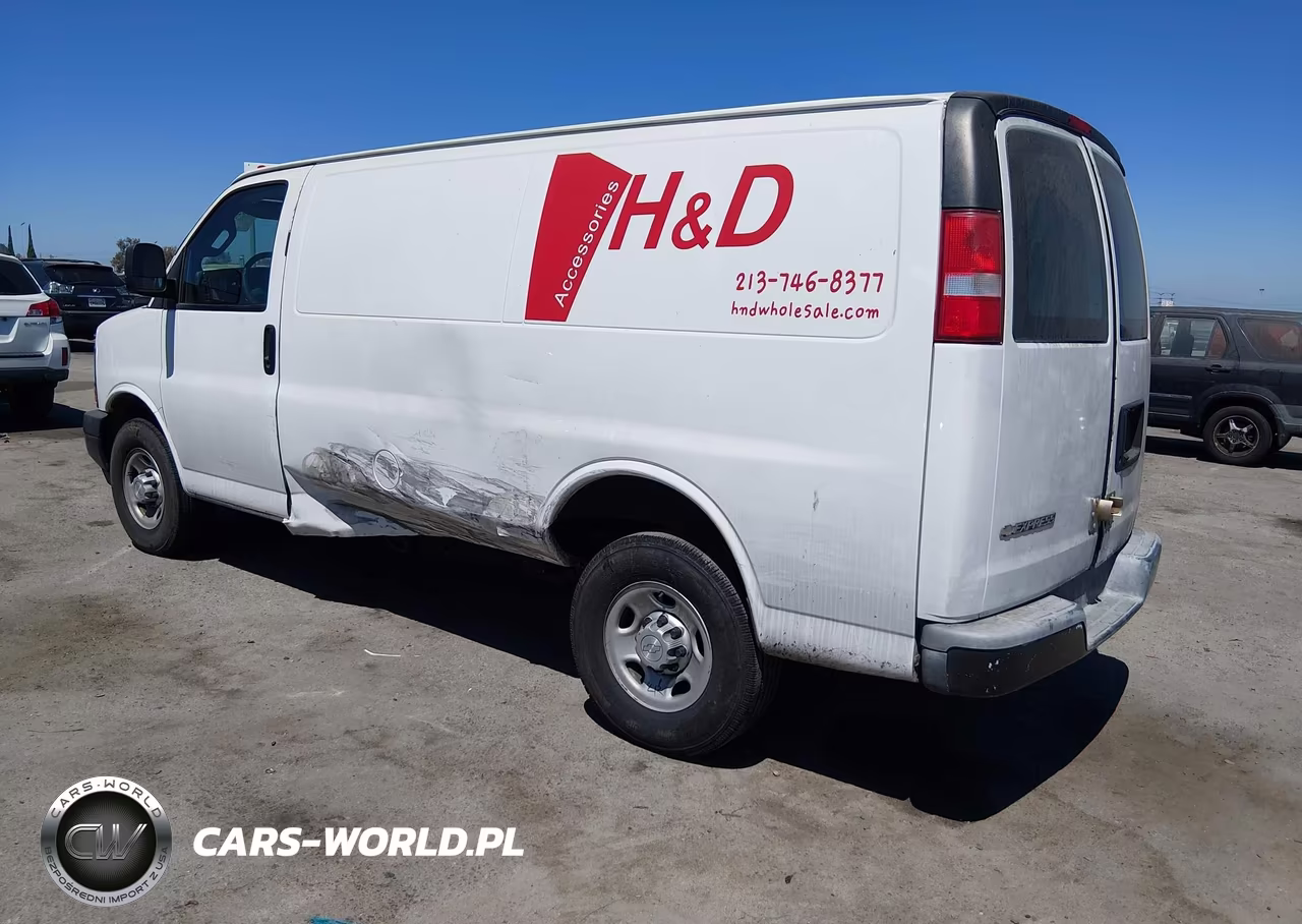 2017 Chevrolet Express 2500 Work Van VIN:1GCWGAFF9H1126953 - 3