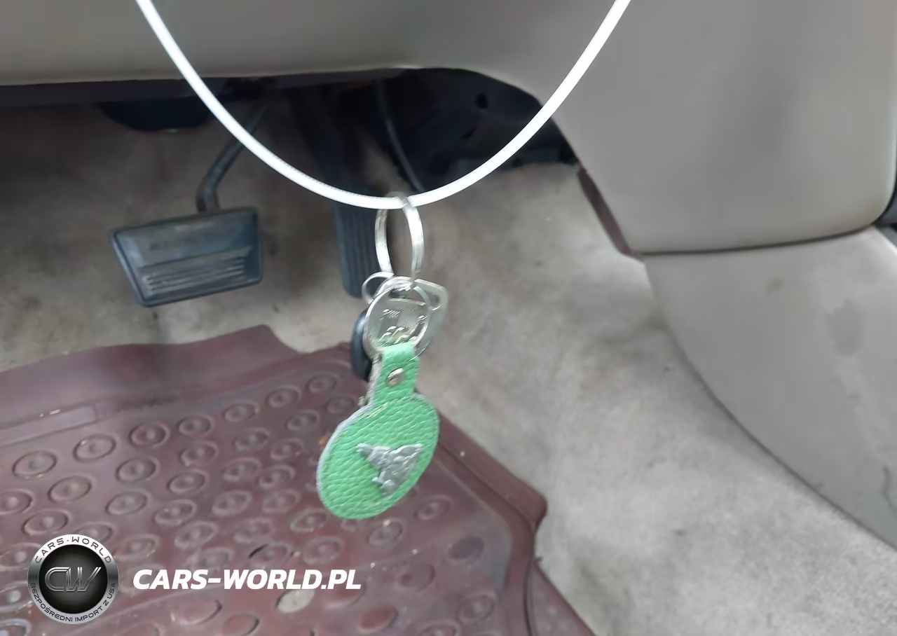 2000 Chevrolet Malibu VIN:1G1ND52J2Y6305143 - 11