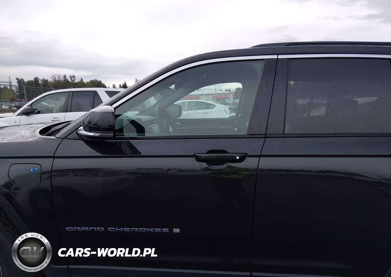 2024 Jeep Grand Cherokee 4Xe VIN:1C4RJYB67RC116540 - 15