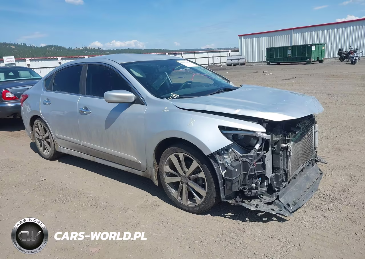 2016 Nissan Altima 2.5 Sr – zdjęcie 1 z 15