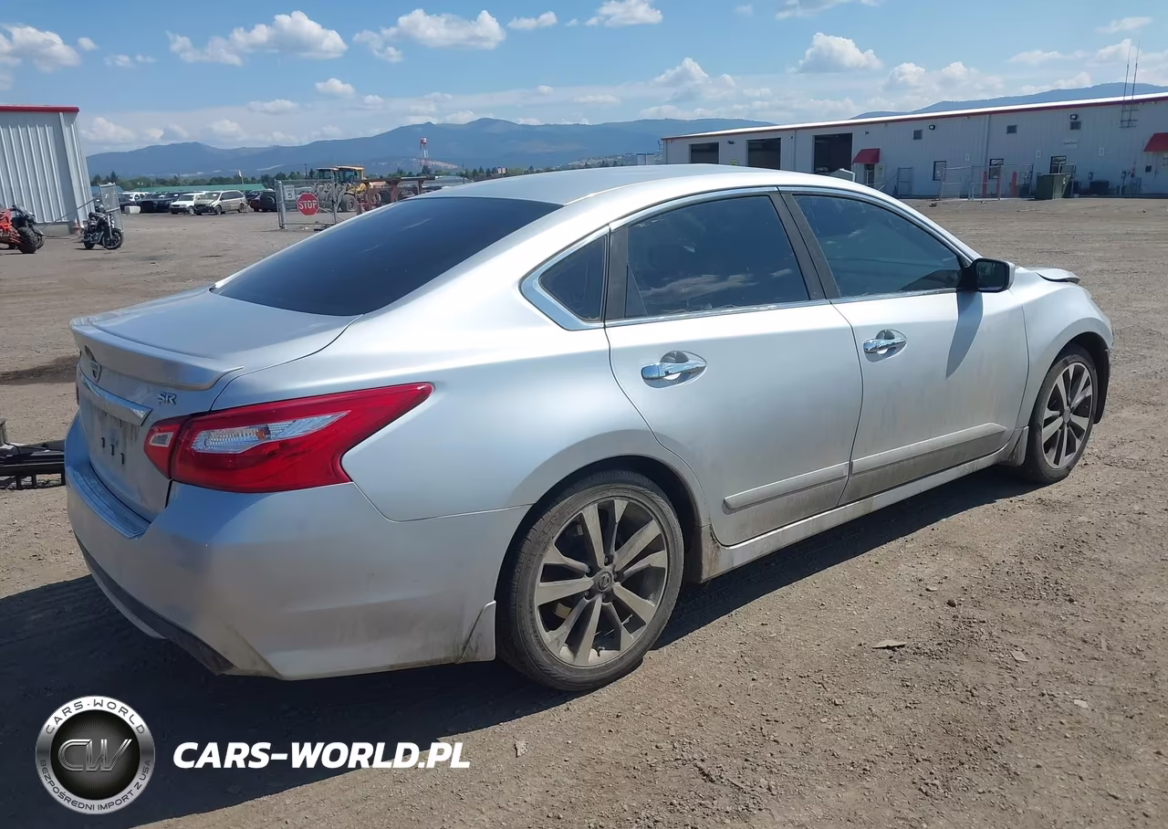 2016 Nissan Altima 2.5 Sr VIN:1N4AL3AP7GC182979 - 4