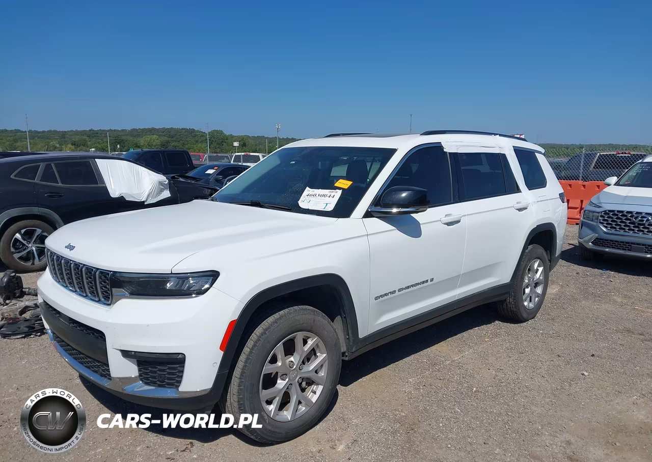 2023 Jeep Grand Cherokee L Limited 4X4 VIN:1C4RJKBG0P8825333 - 13