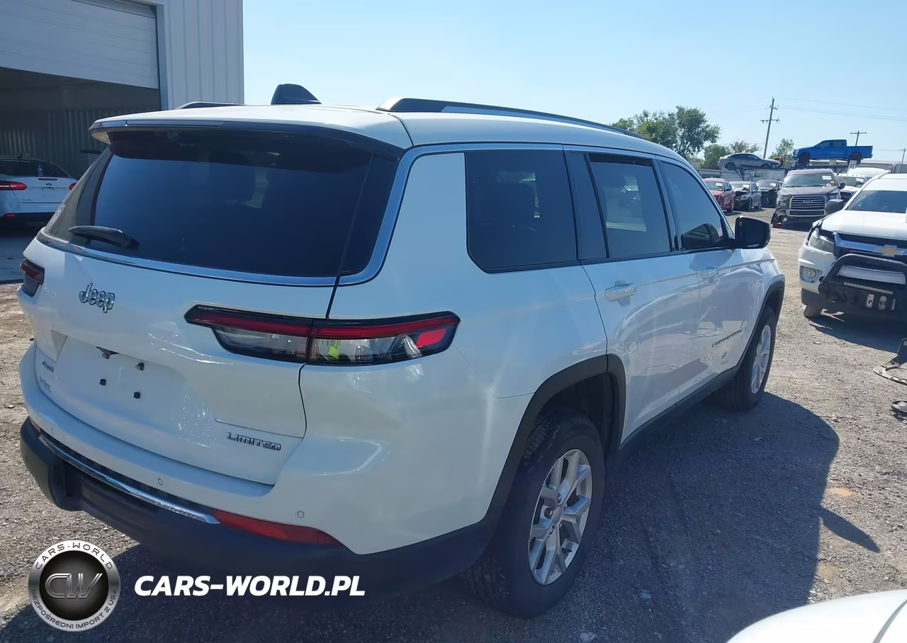 2023 Jeep Grand Cherokee L Limited 4X4 VIN:1C4RJKBG0P8825333 - 4