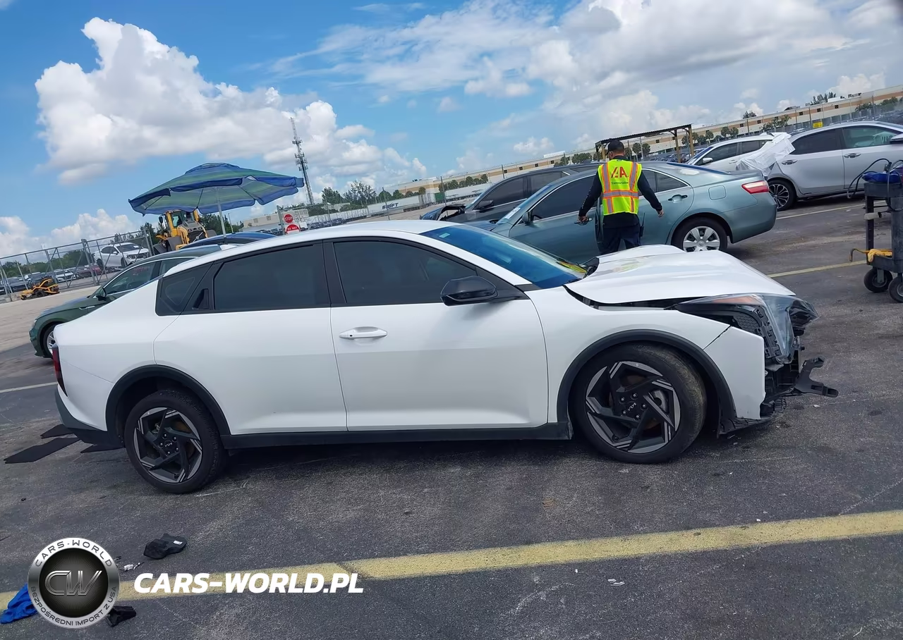 2025 Kia K4 Ex VIN:3KPFU4DE6SE008500 - 13