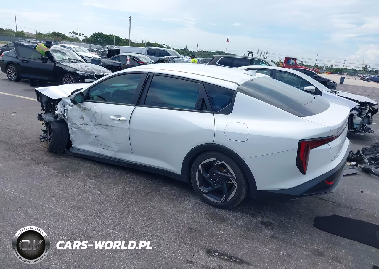 2025 Kia K4 Ex VIN:3KPFU4DE6SE008500 - 3