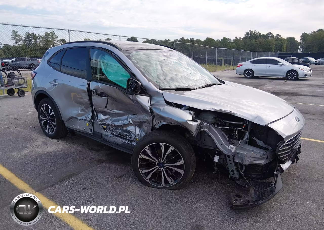 2022 Ford Escape Sel