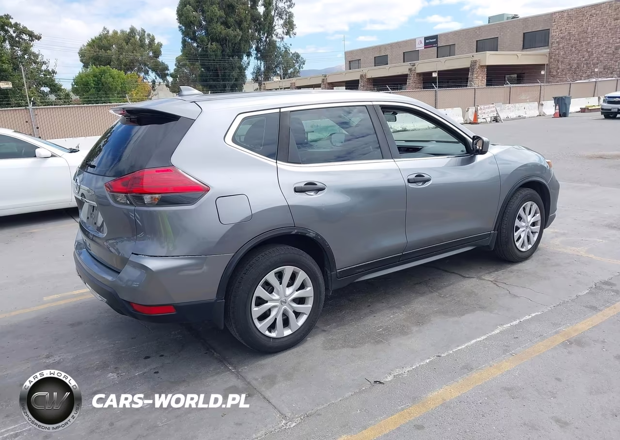 2017 Nissan Rogue S VIN:KNMAT2MT5HP608501 - 4