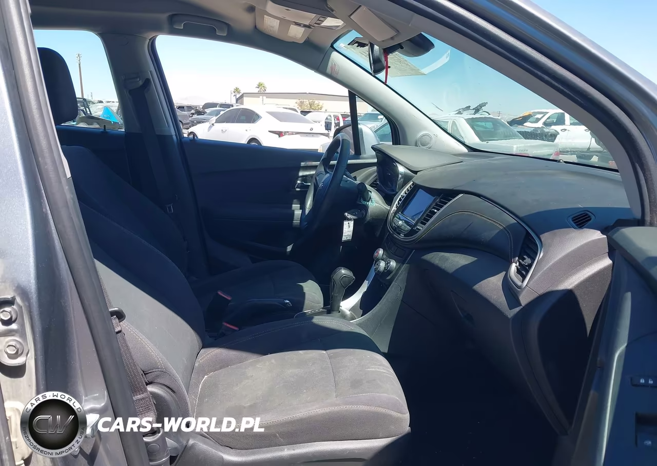 2020 Chevrolet Trax Fwd Ls VIN:3GNCJKSB6LL183343 - 5