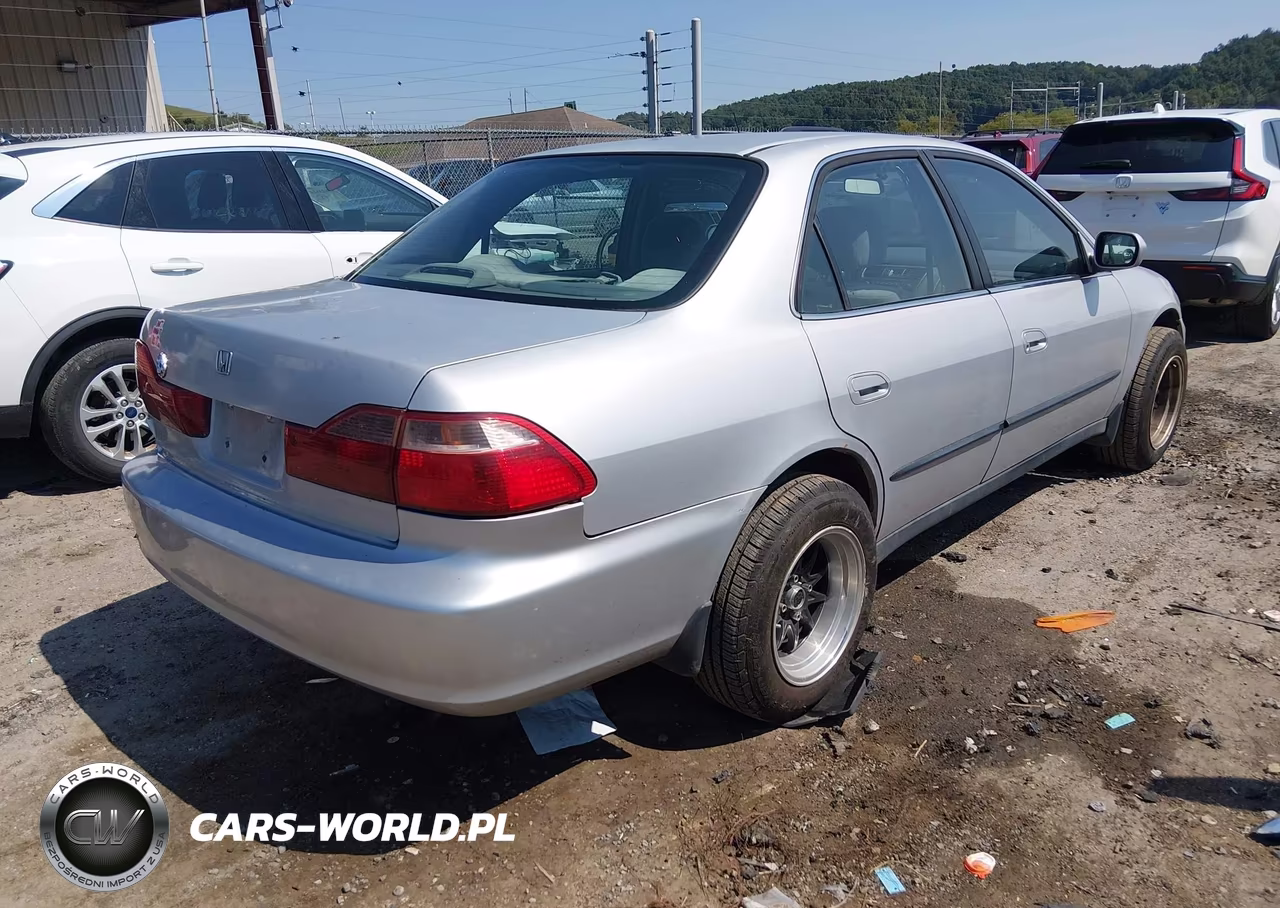 1999 Honda Accord Lx VIN:1HGCG6658XA027399 - 4