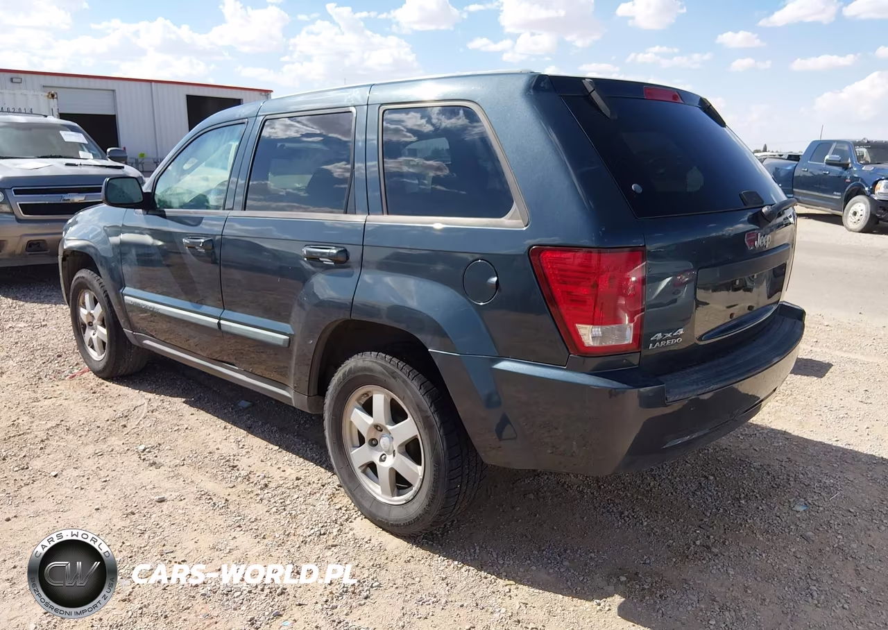 2008 Jeep Grand Cherokee Laredo VIN:1J8GR48K08C137234 - 3