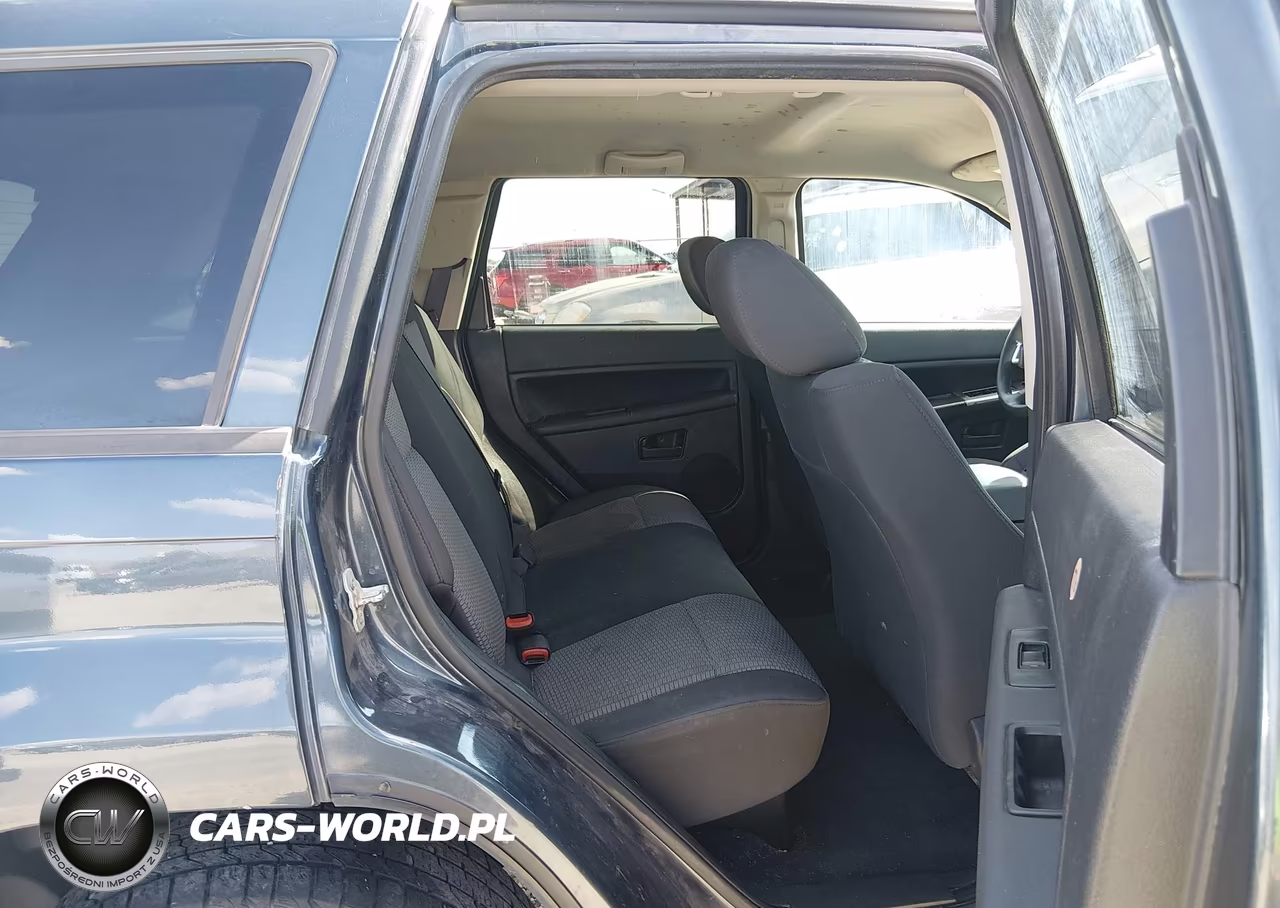 2008 Jeep Grand Cherokee Laredo VIN:1J8GR48K08C137234 - 8