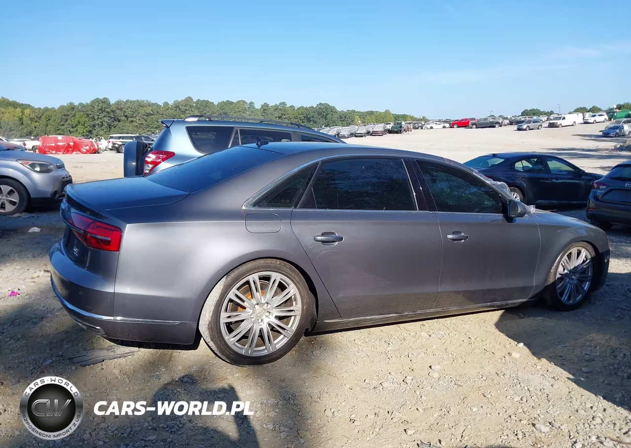 2015 Audi A8 L 4.0T VIN:WAU32AFD1FN018149 - 13
