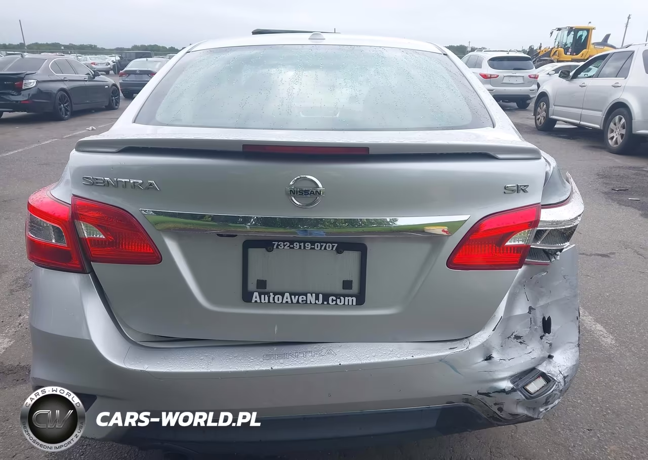 2017 Nissan Sentra Sr VIN:3N1AB7AP5HY214134 - 16