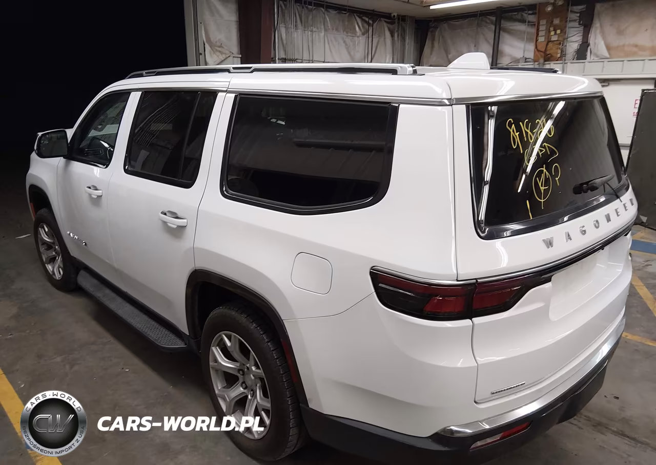 2022 Jeep Wagoneer Series Ii 4X4 VIN:1C4SJVBT4NS106957 - 3