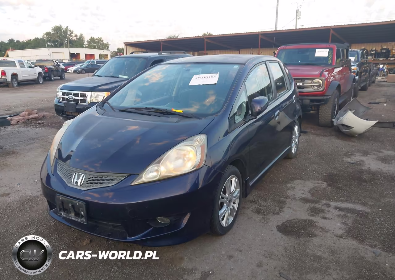 2010 Honda Fit Sport VIN:JHMGE8H45AC016554 - 6