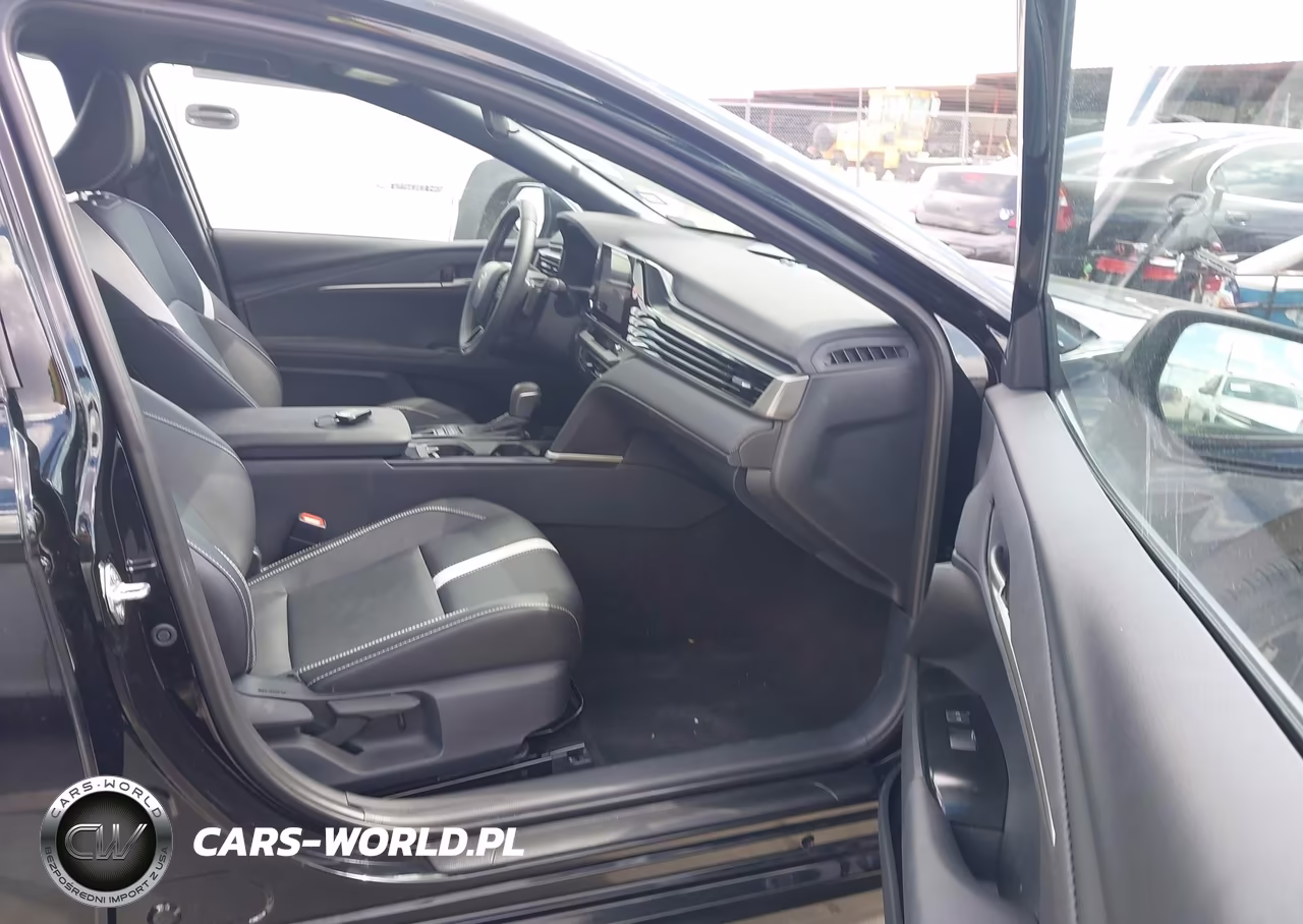 2026 Toyota Camry Se VIN:4T1DAACK8TU306227 - 5