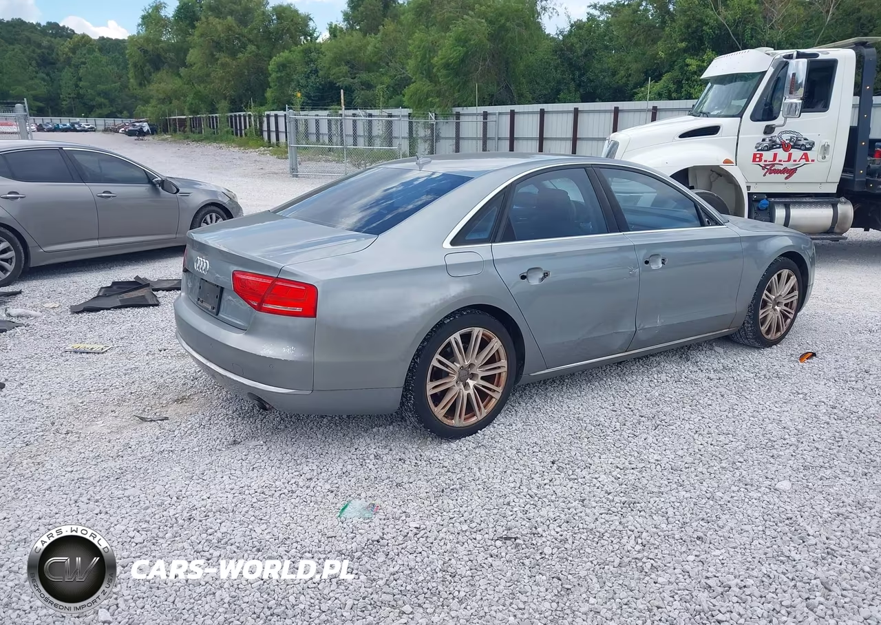2013 Audi A8 3.0T VIN:WAUAGAFD3DN013640 - 4