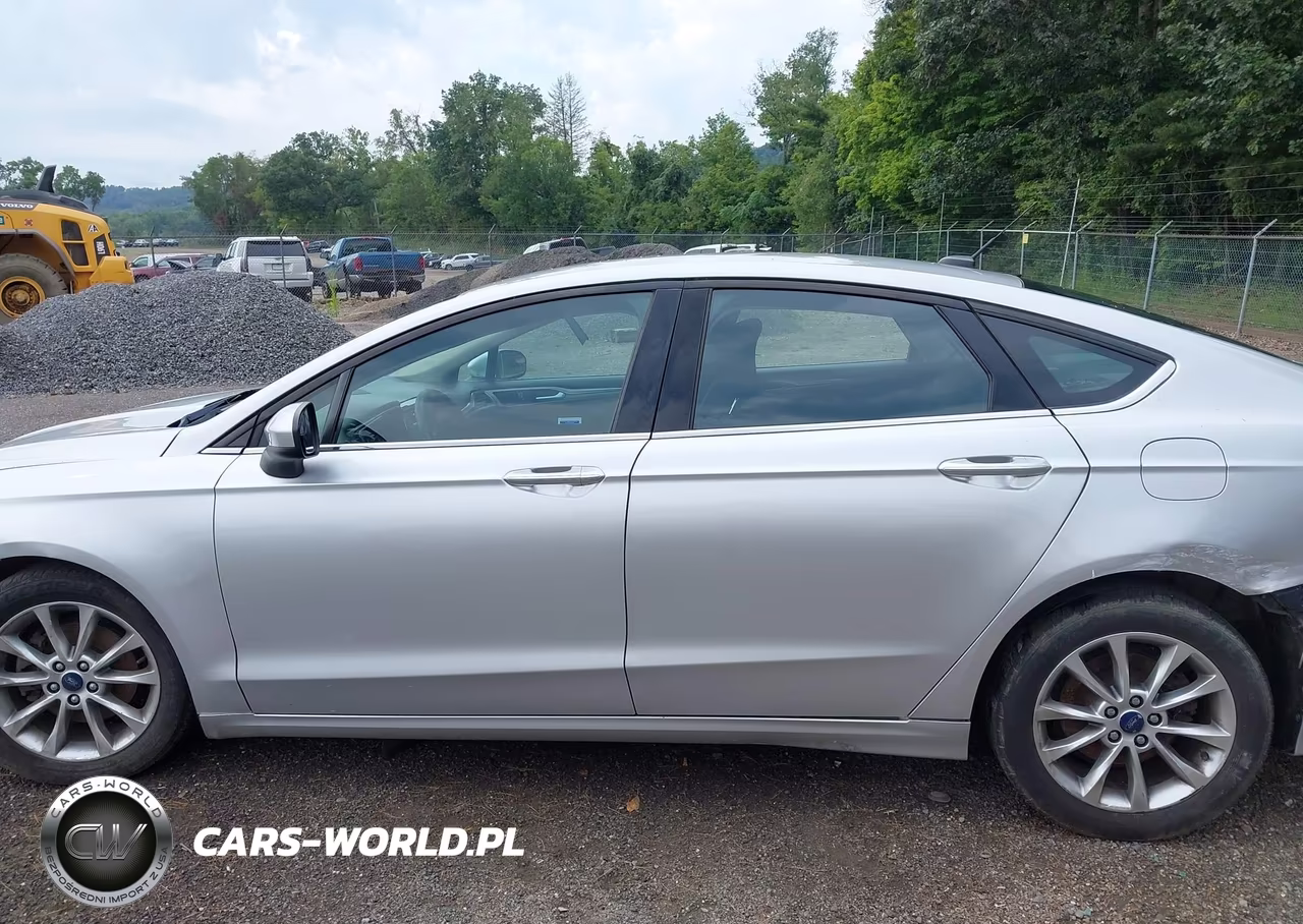 2017 Ford Fusion Se VIN:3FA6P0HD9HR107790 - 13