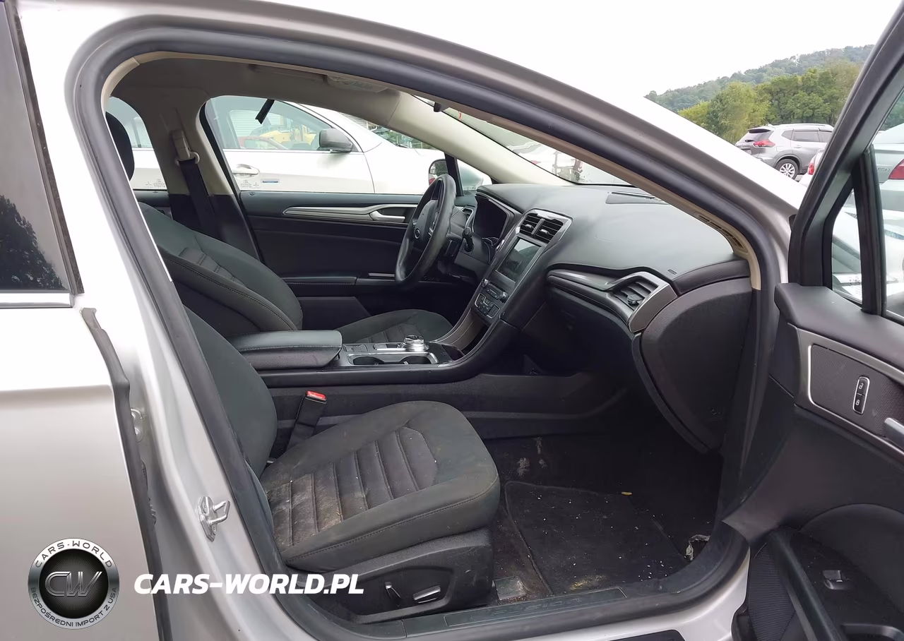 2017 Ford Fusion Se VIN:3FA6P0HD9HR107790 - 5
