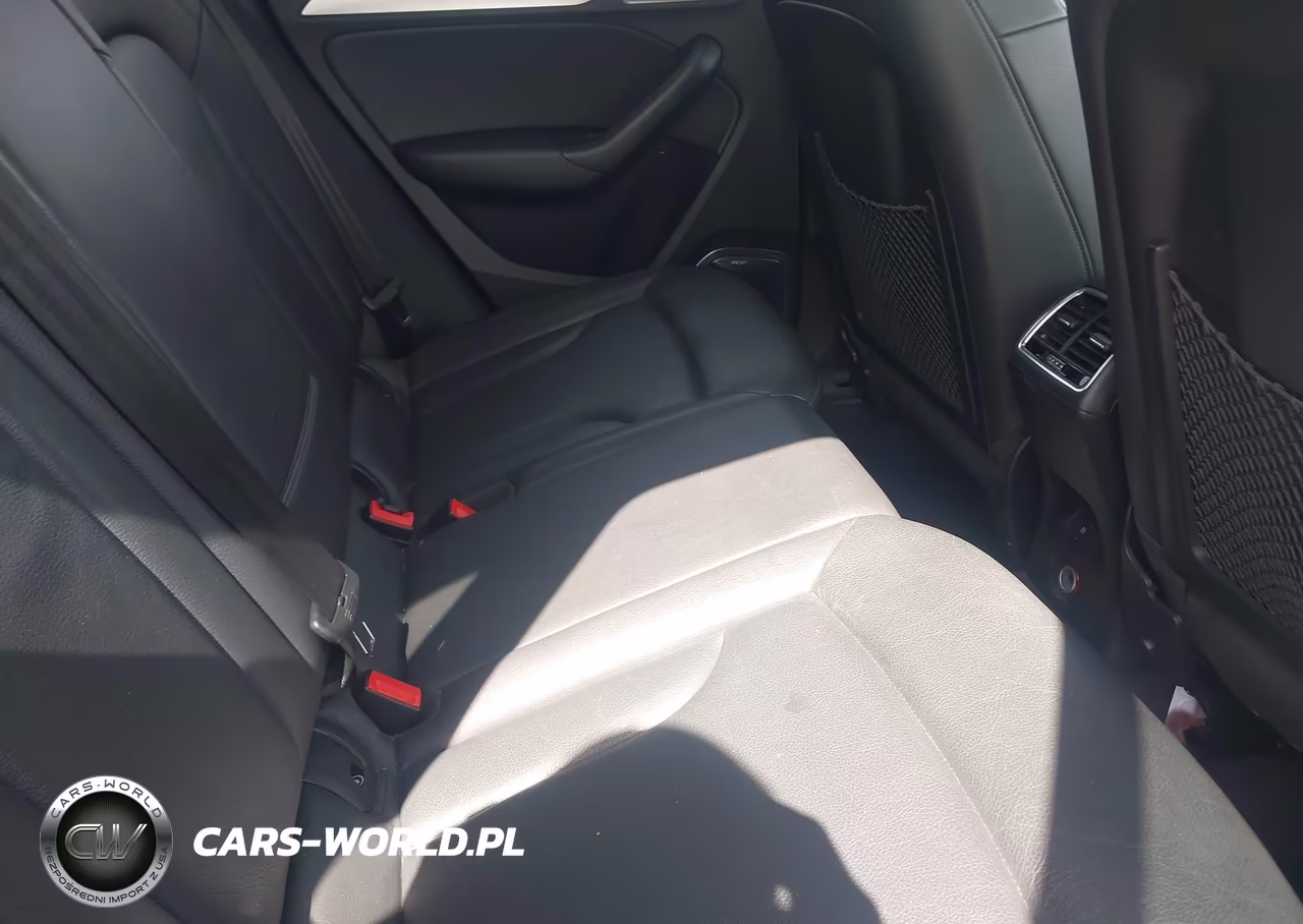 2016 Audi Q3 2.0T Premium Plus VIN:WA1GFCFSXGR014804 - 8