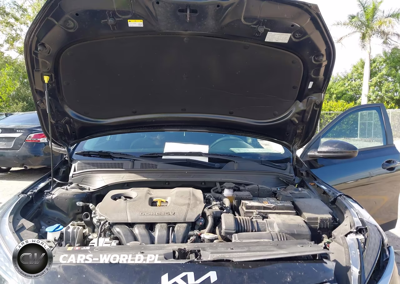 2024 Kia Forte Lxs VIN:3KPF24AD9RE762048 - 10