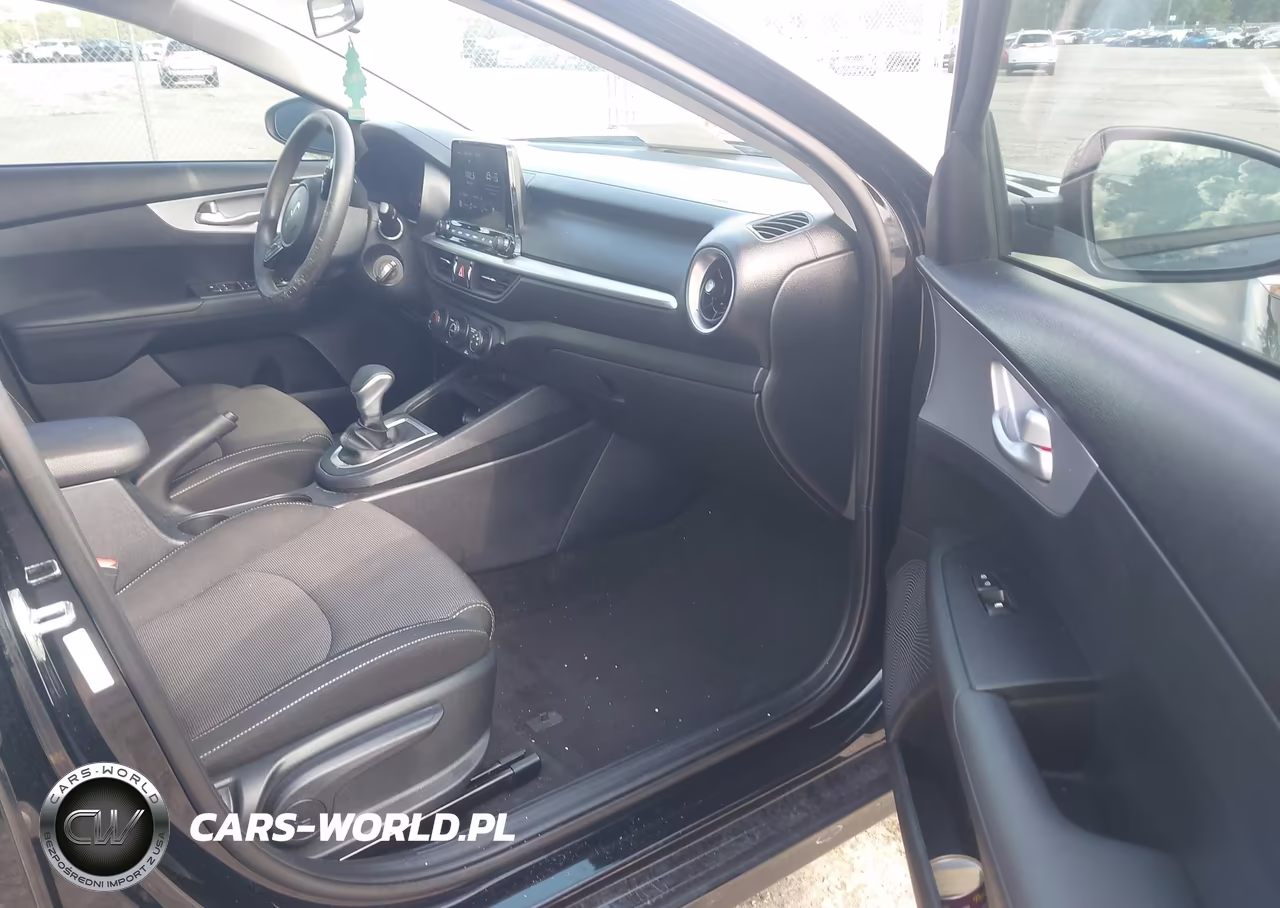 2024 Kia Forte Lxs VIN:3KPF24AD9RE762048 - 5