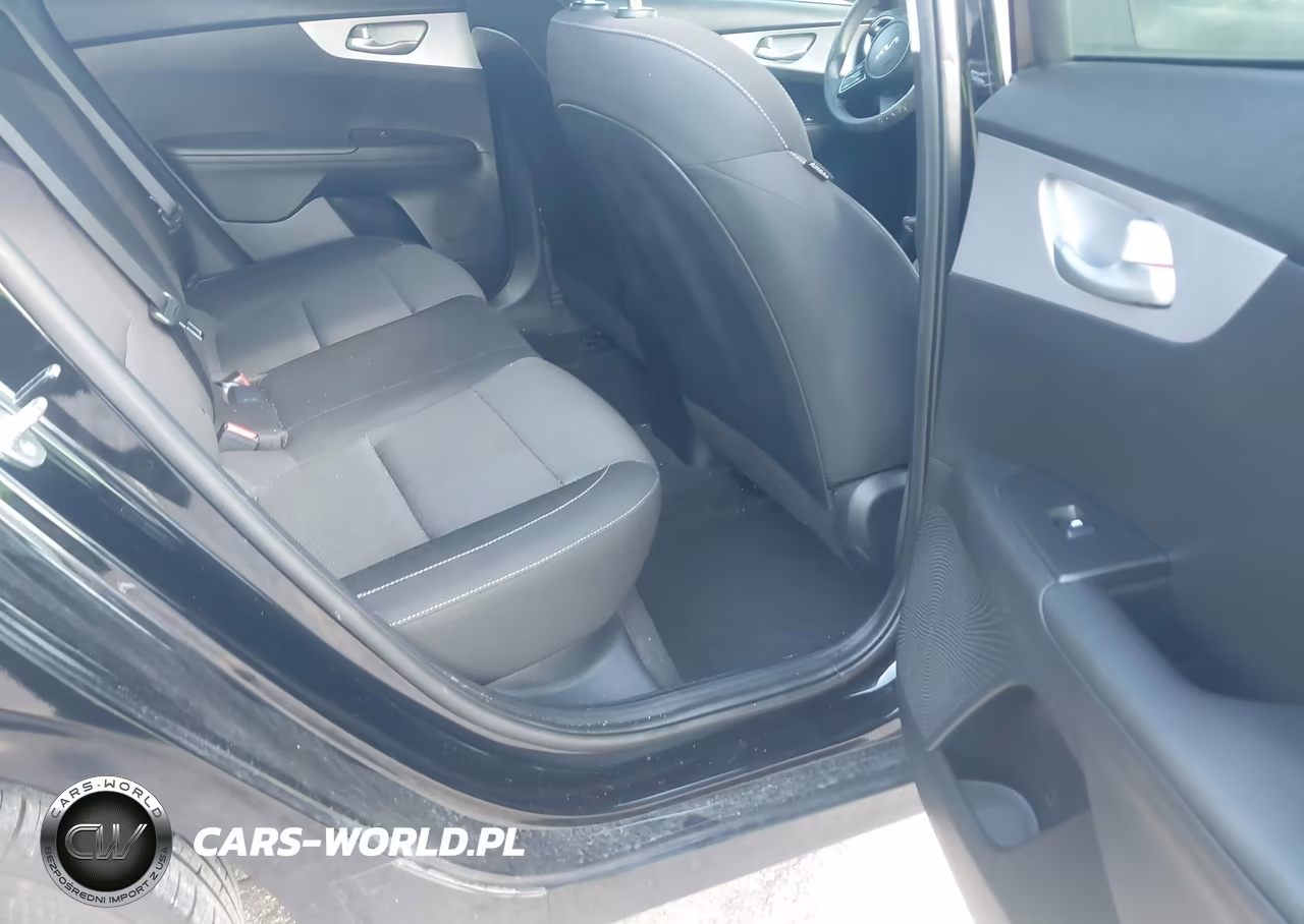 2024 Kia Forte Lxs VIN:3KPF24AD9RE762048 - 8