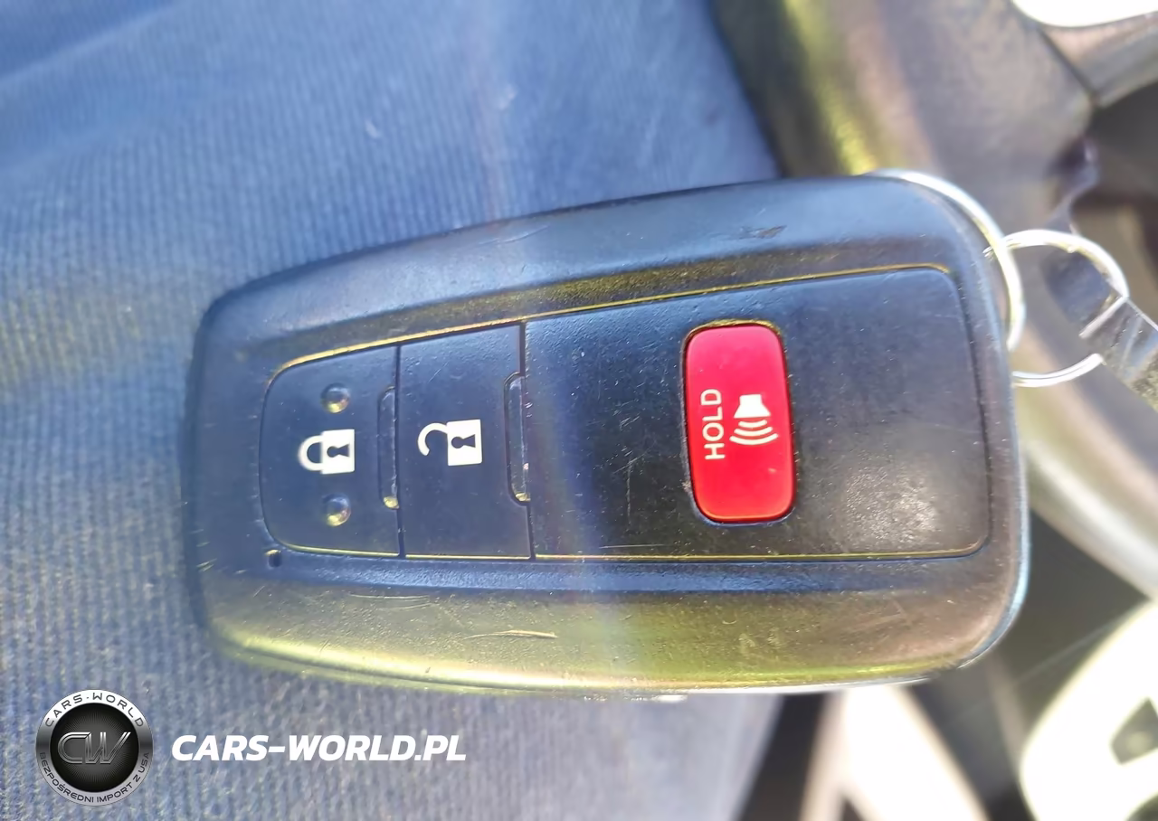 2016 Toyota Prius Three VIN:JTDKARFU4G3001603 - 11